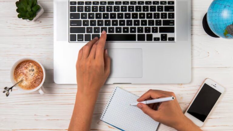 Start a profitable Freelance writing business only in 12,000 Rs.(104)