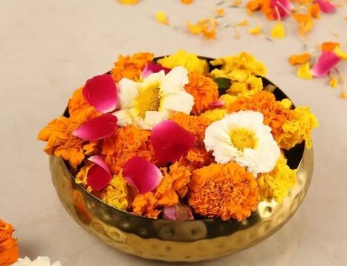 Puja flowers