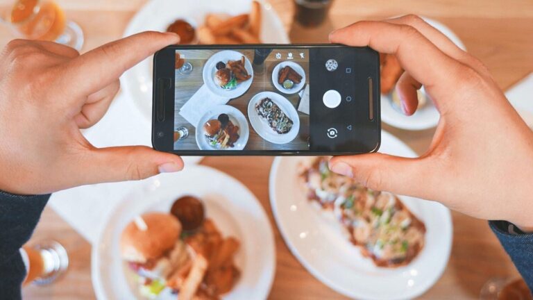 Effective Strategies to Start Food Blogging Business (250)