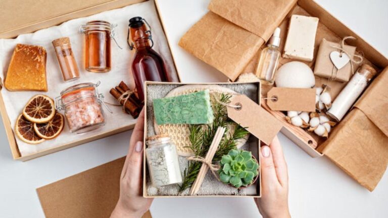 Starting Subscription Box Business with Simple Steps and High Profit (255)