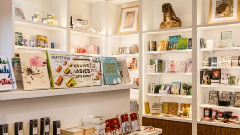 Starting an Art Gallery Business in India with Low Investment(145)