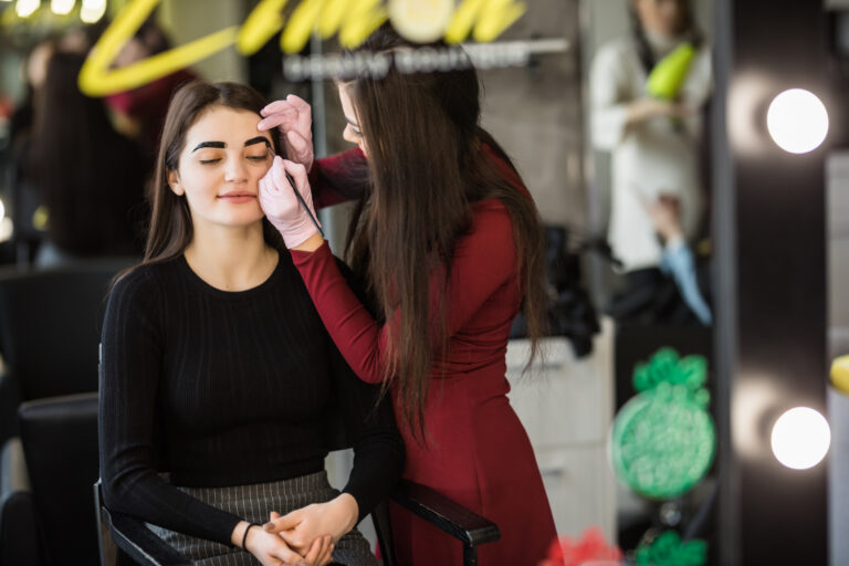 How to Start a Makeup Artist Business With Profitable Strategies (137)